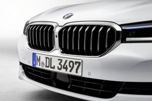BMW 540i Luxury Line 2020 года  (WW)